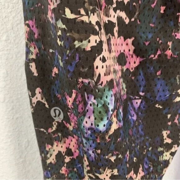 Lululemon High Rise Printed Mesh Crop Leggings Yoga Athleisure Pants 6 Capris - Picture 5 of 5